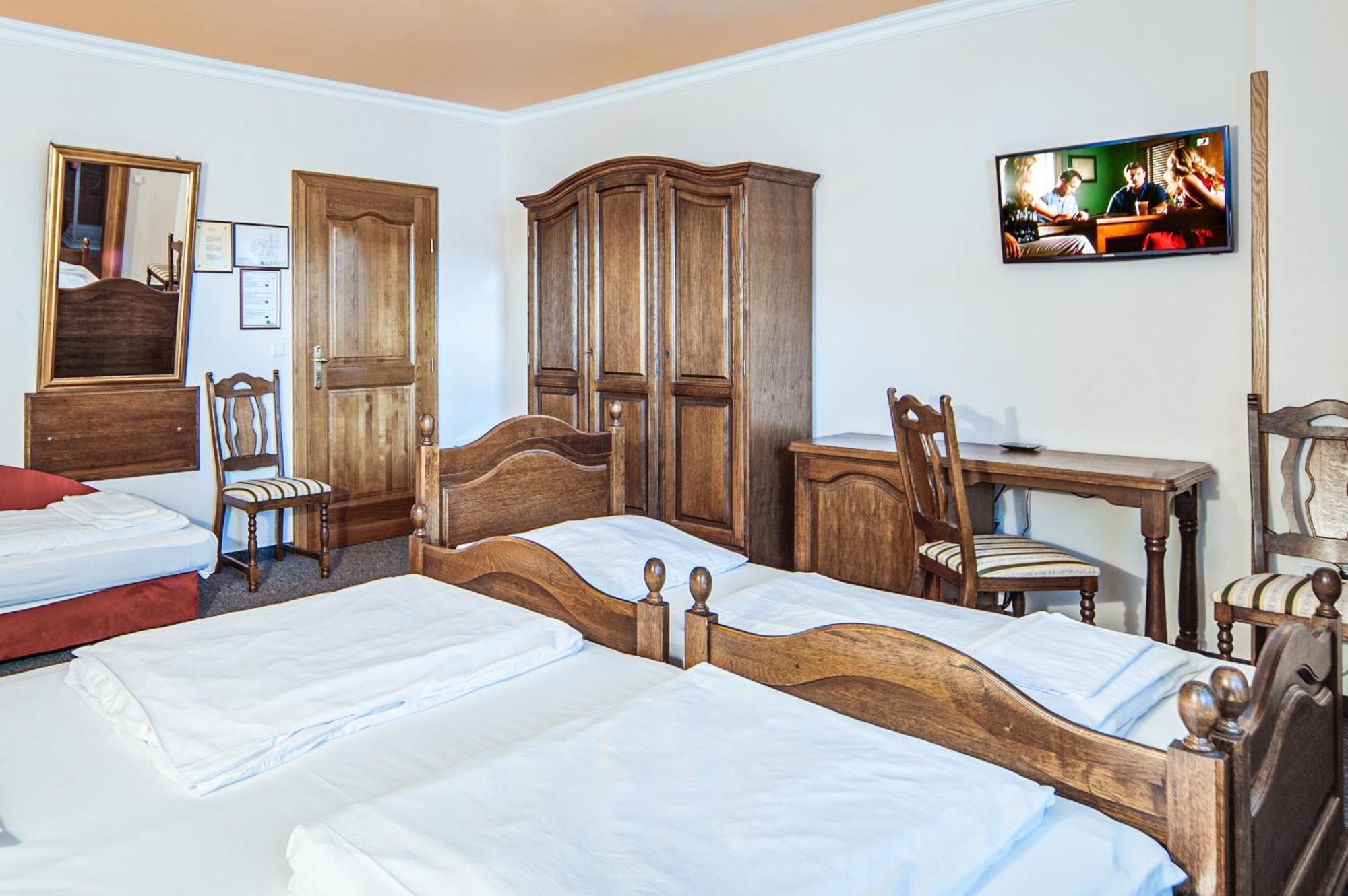 Garni Hotel Terano Марибор Стая снимка